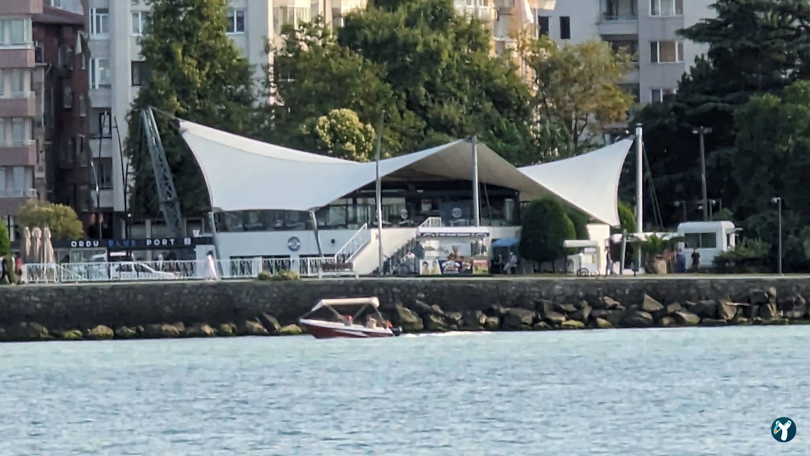 Blue Port Cafe & Restaurant
