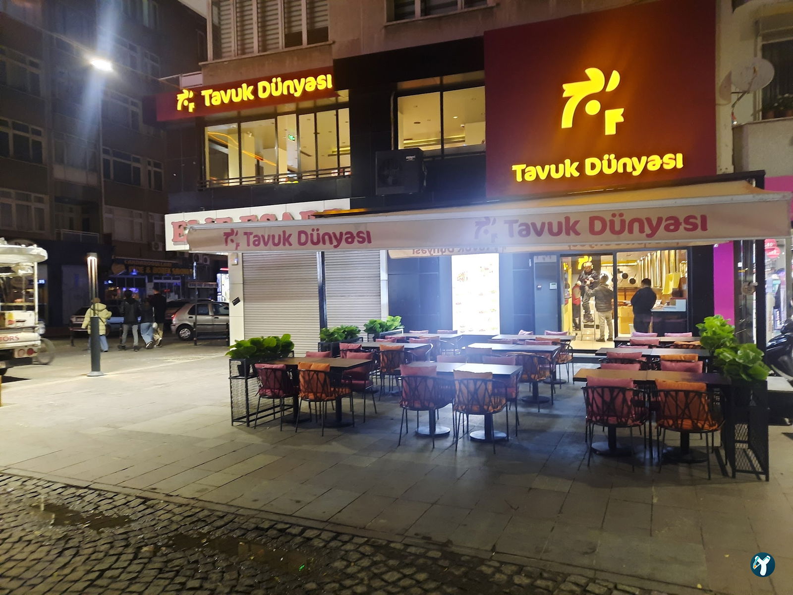 Tavuk Dünyası Konya Zafer Caddesi