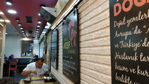 Tavuk Dünyası Konya Zafer Caddesi resimleri
