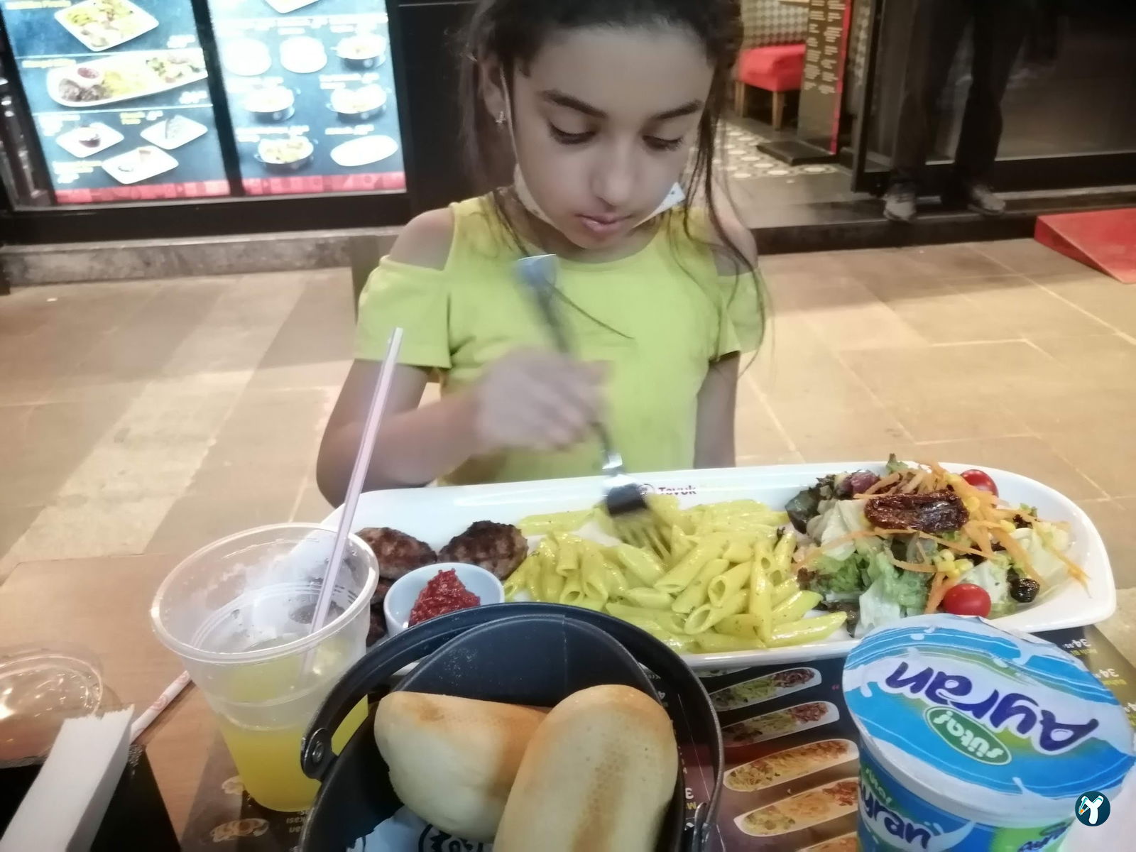Tavuk Dünyası Konya Zafer Caddesi
