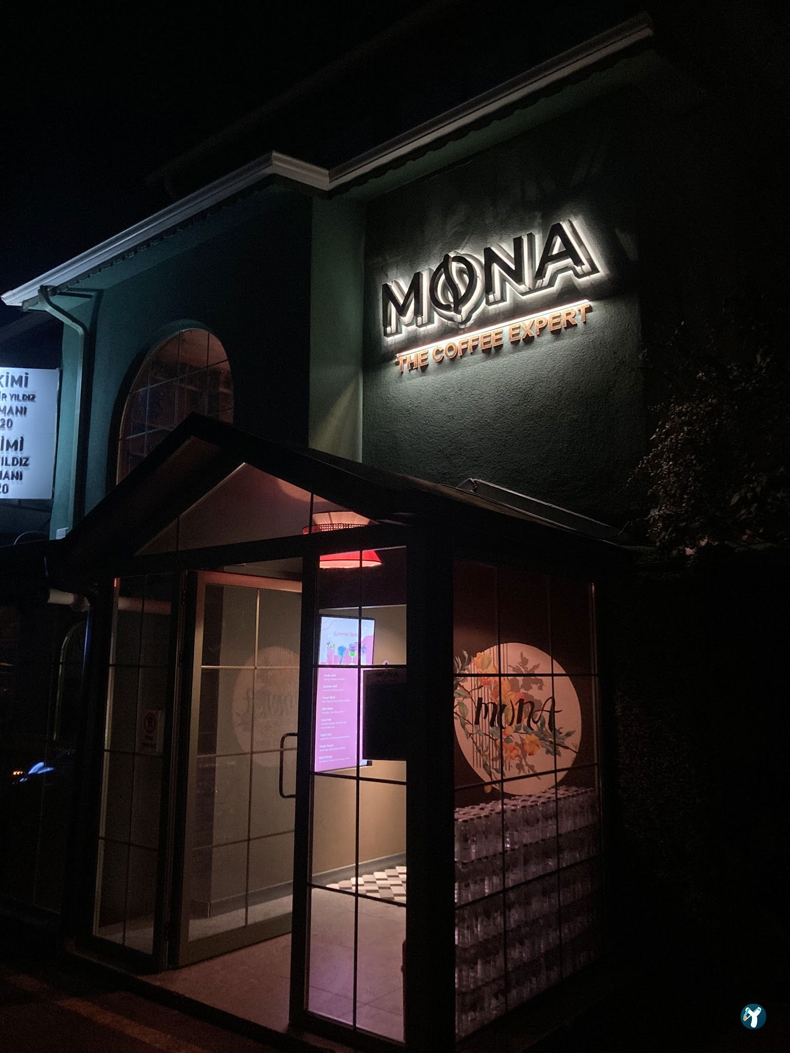 Mona The Coffee Expert Ümitköy