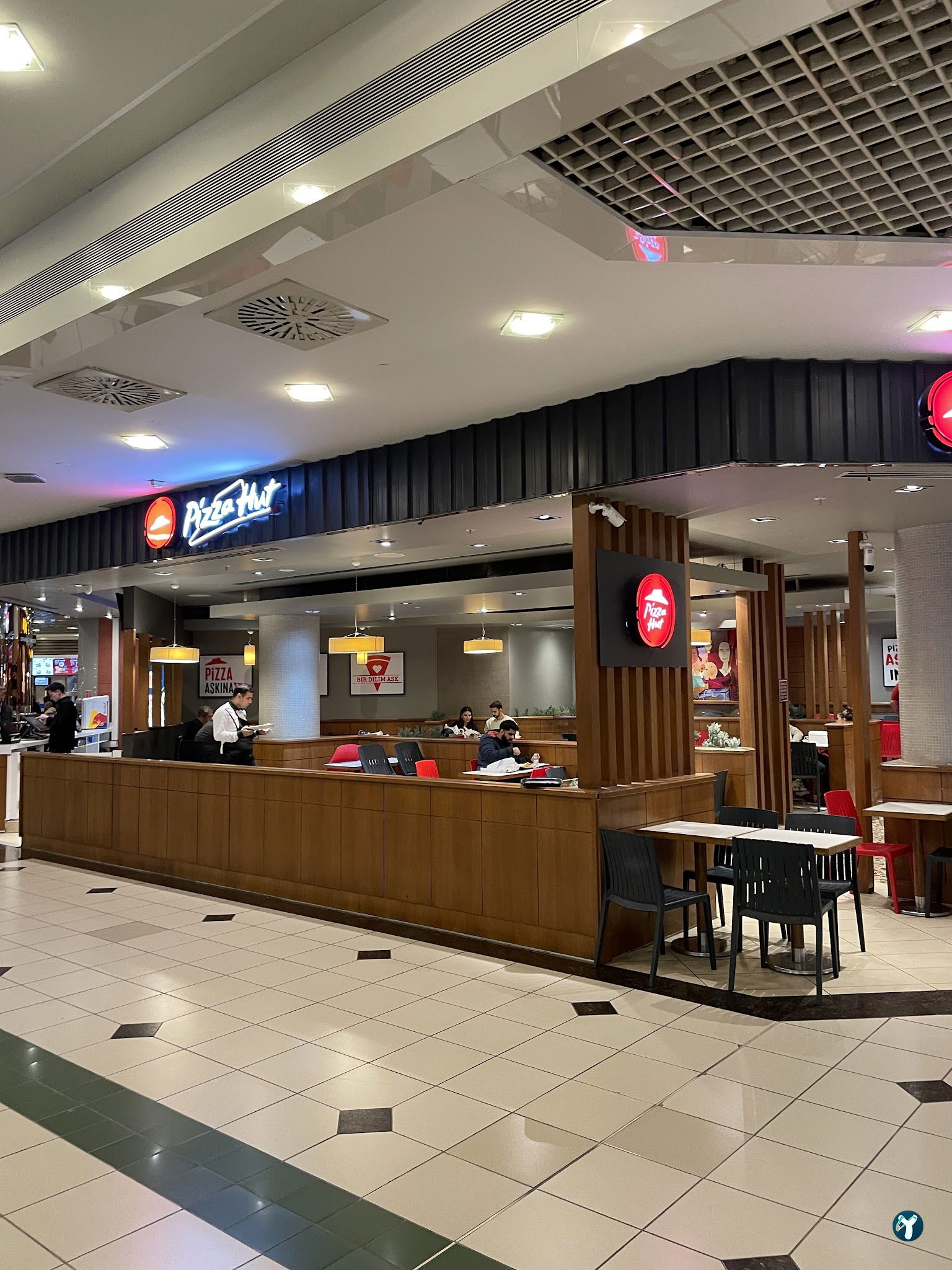 Pizza Hut