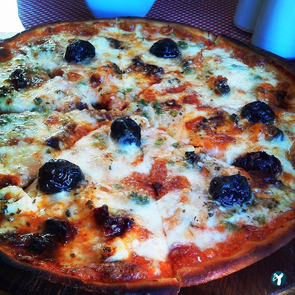 Pizza Napoli