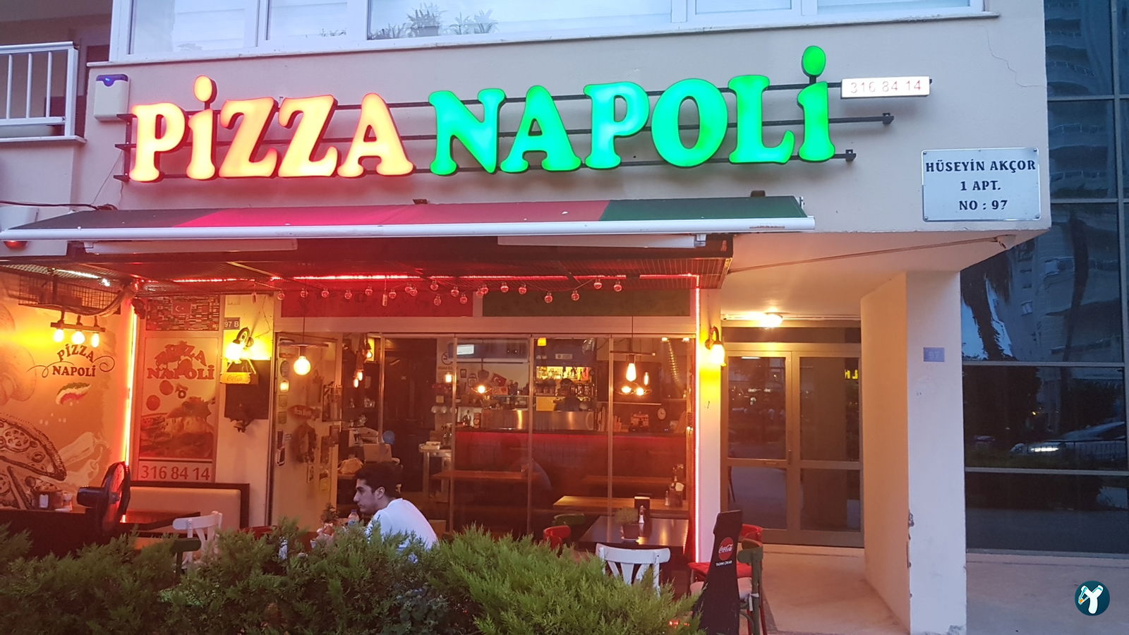 Pizza Napoli