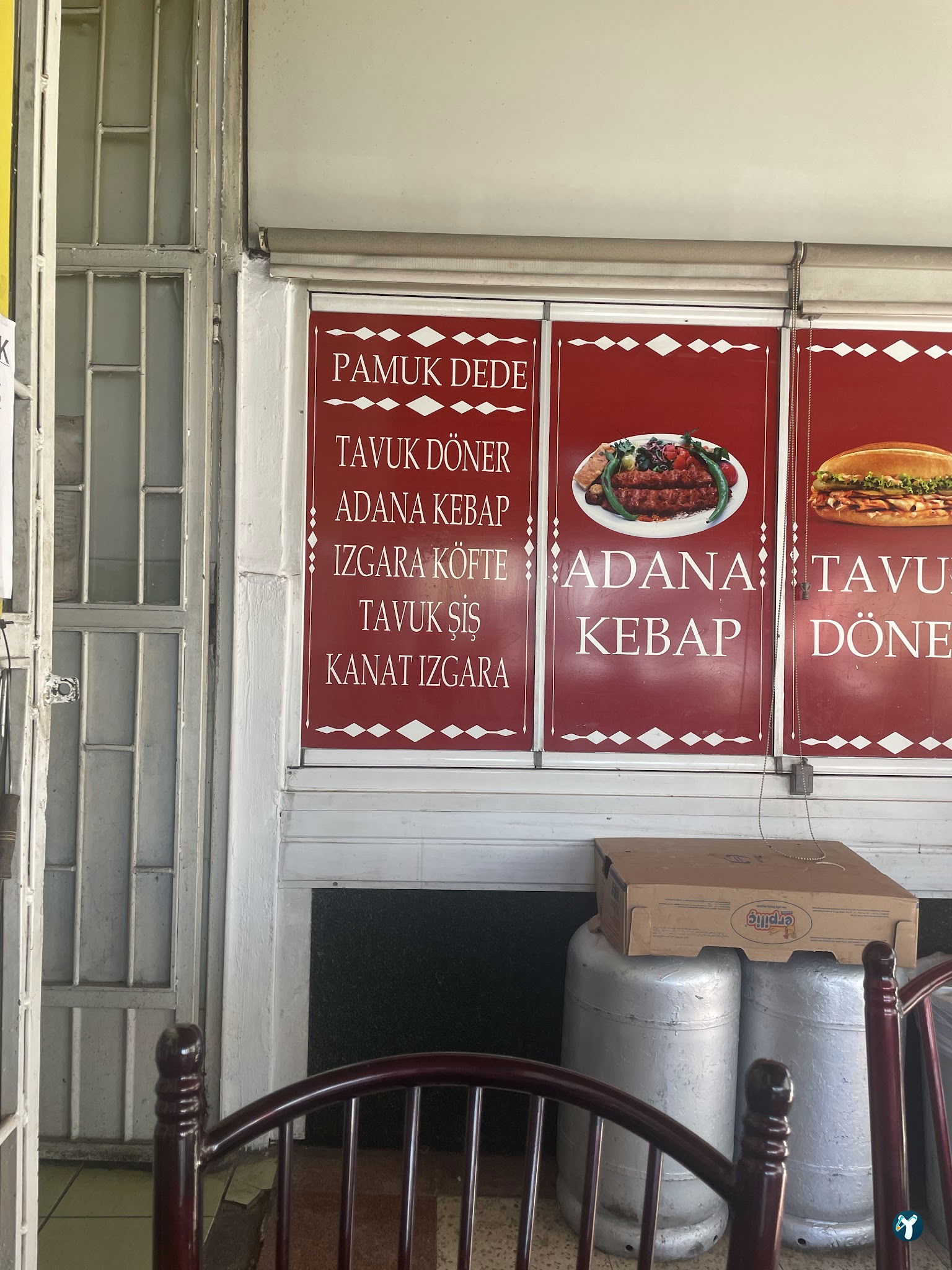 Pamuk Dede'Ni̇n Yeri̇ Köfte & Döner