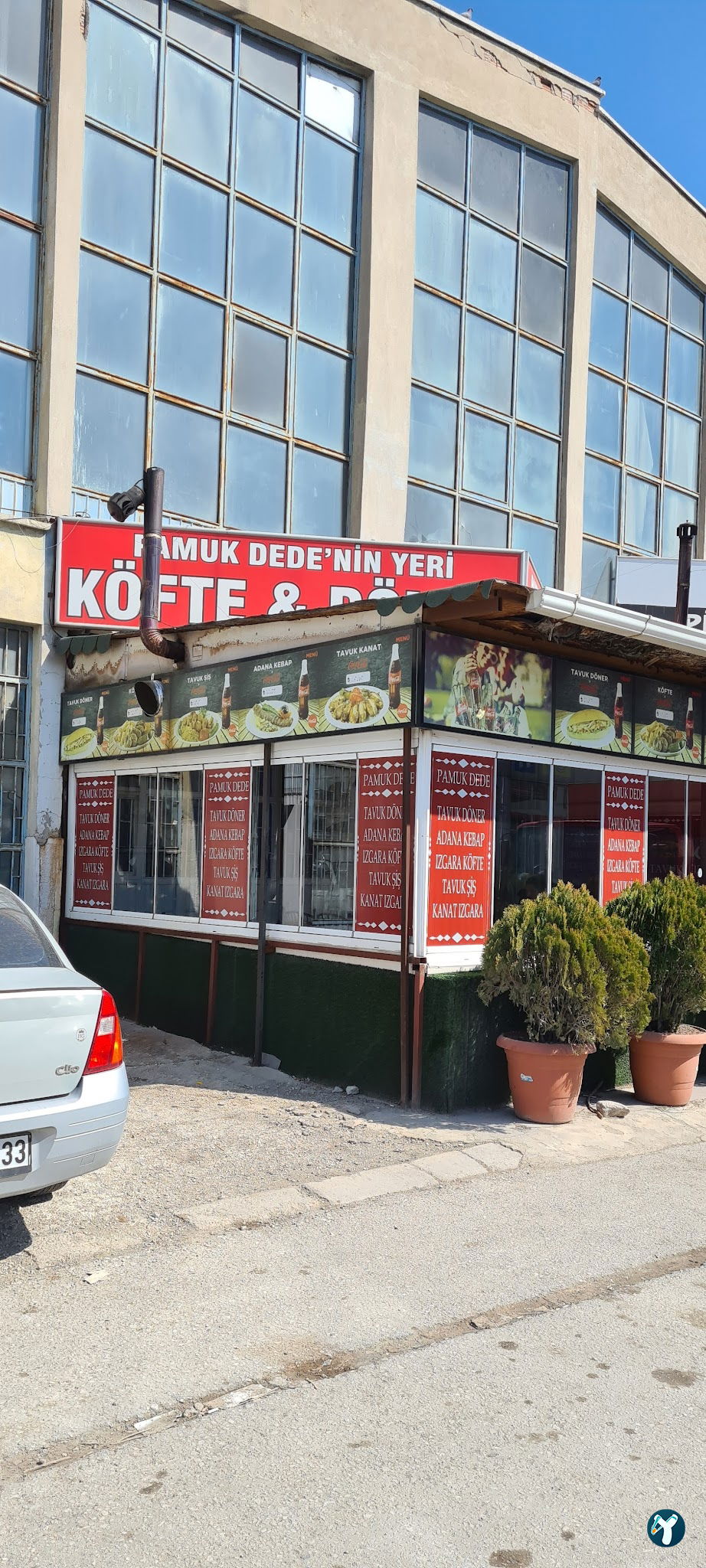Pamuk Dede'Ni̇n Yeri̇ Köfte & Döner