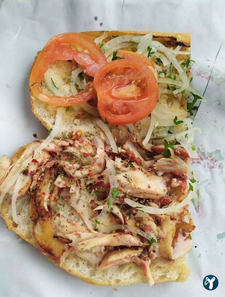 Pamuk Dede'Ni̇n Yeri̇ Köfte & Döner