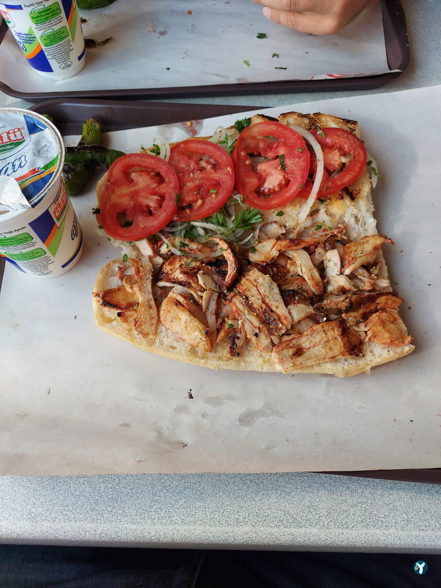 Pamuk Dede'Ni̇n Yeri̇ Köfte & Döner