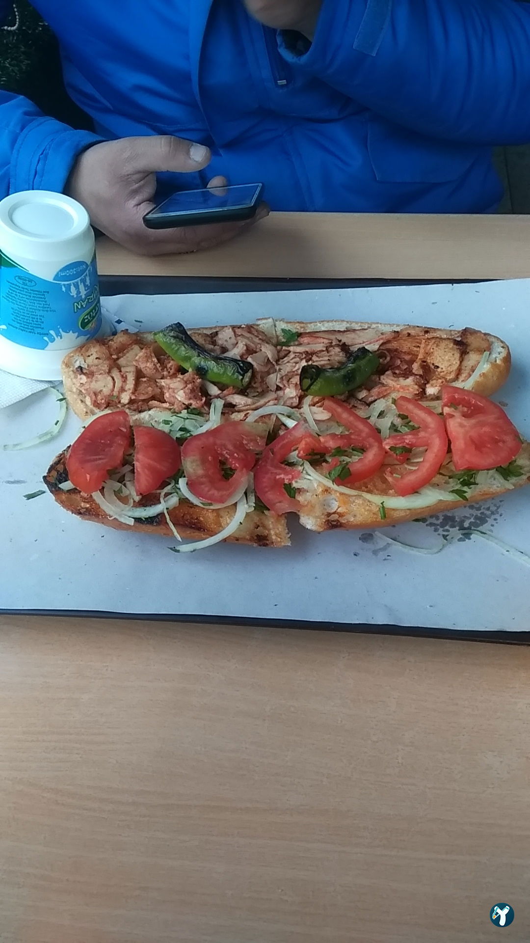 Pamuk Dede'Ni̇n Yeri̇ Köfte & Döner