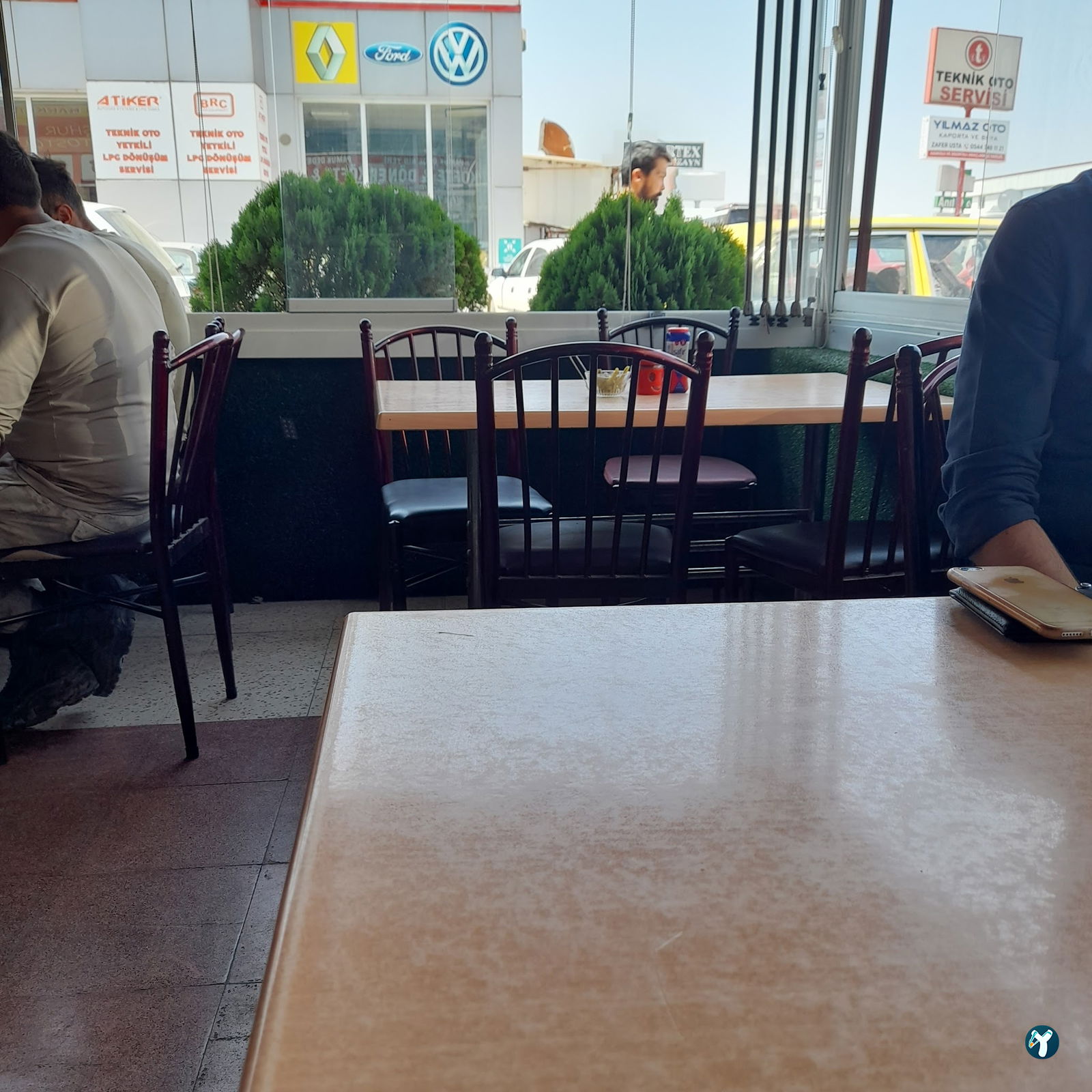 Pamuk Dede'Ni̇n Yeri̇ Köfte & Döner