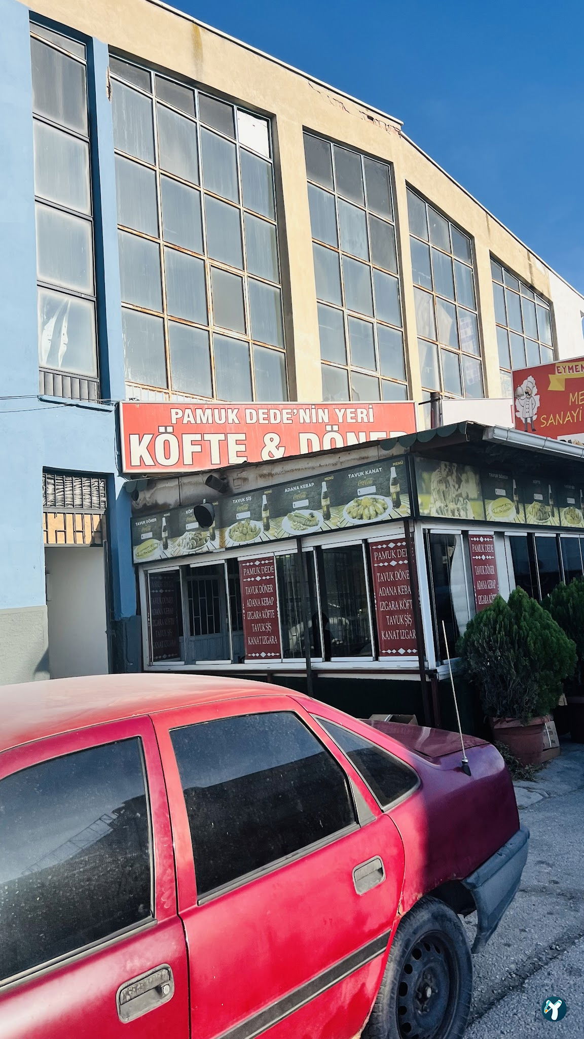 Pamuk Dede'Ni̇n Yeri̇ Köfte & Döner