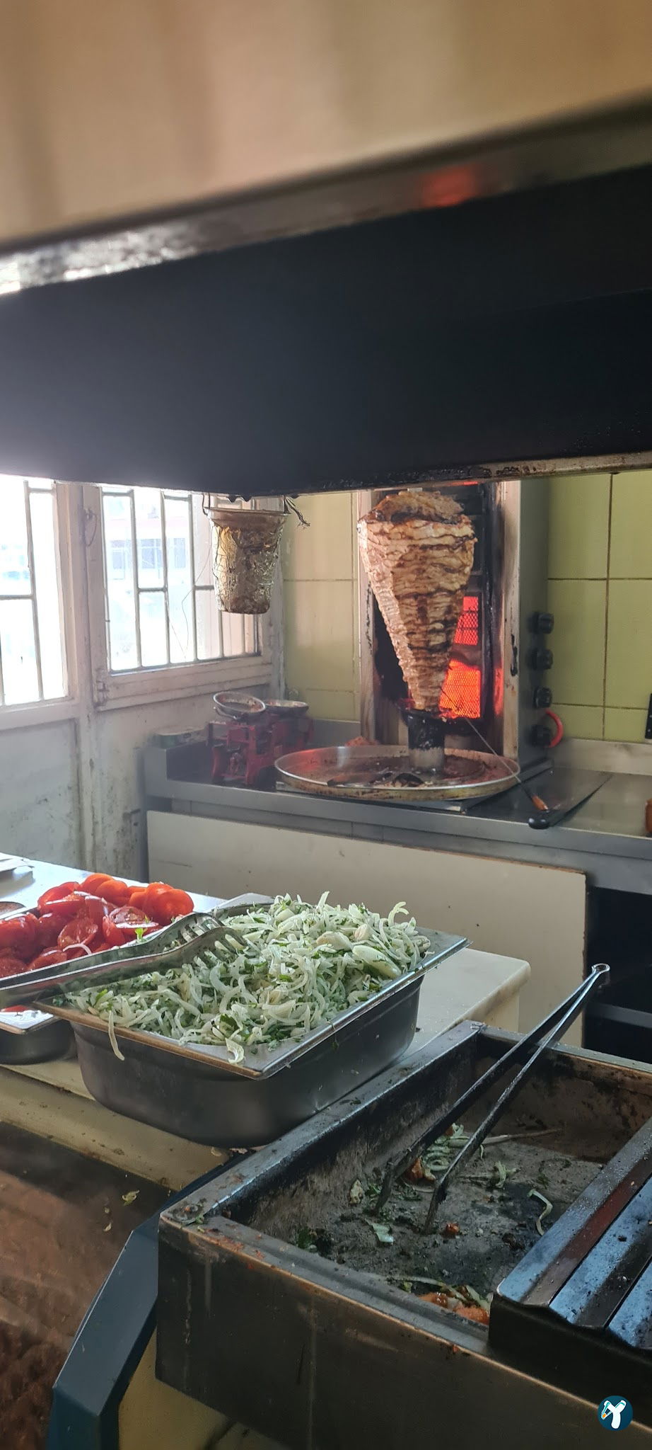 Pamuk Dede'Ni̇n Yeri̇ Köfte & Döner