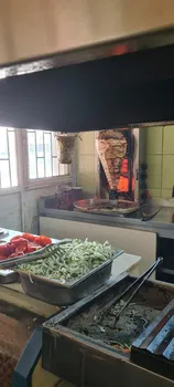 Pamuk Dede'Ni̇n Yeri̇ Köfte & Döner resimleri Pamuk Dede'Ni̇n Yeri̇ Köfte & Döner resimleri