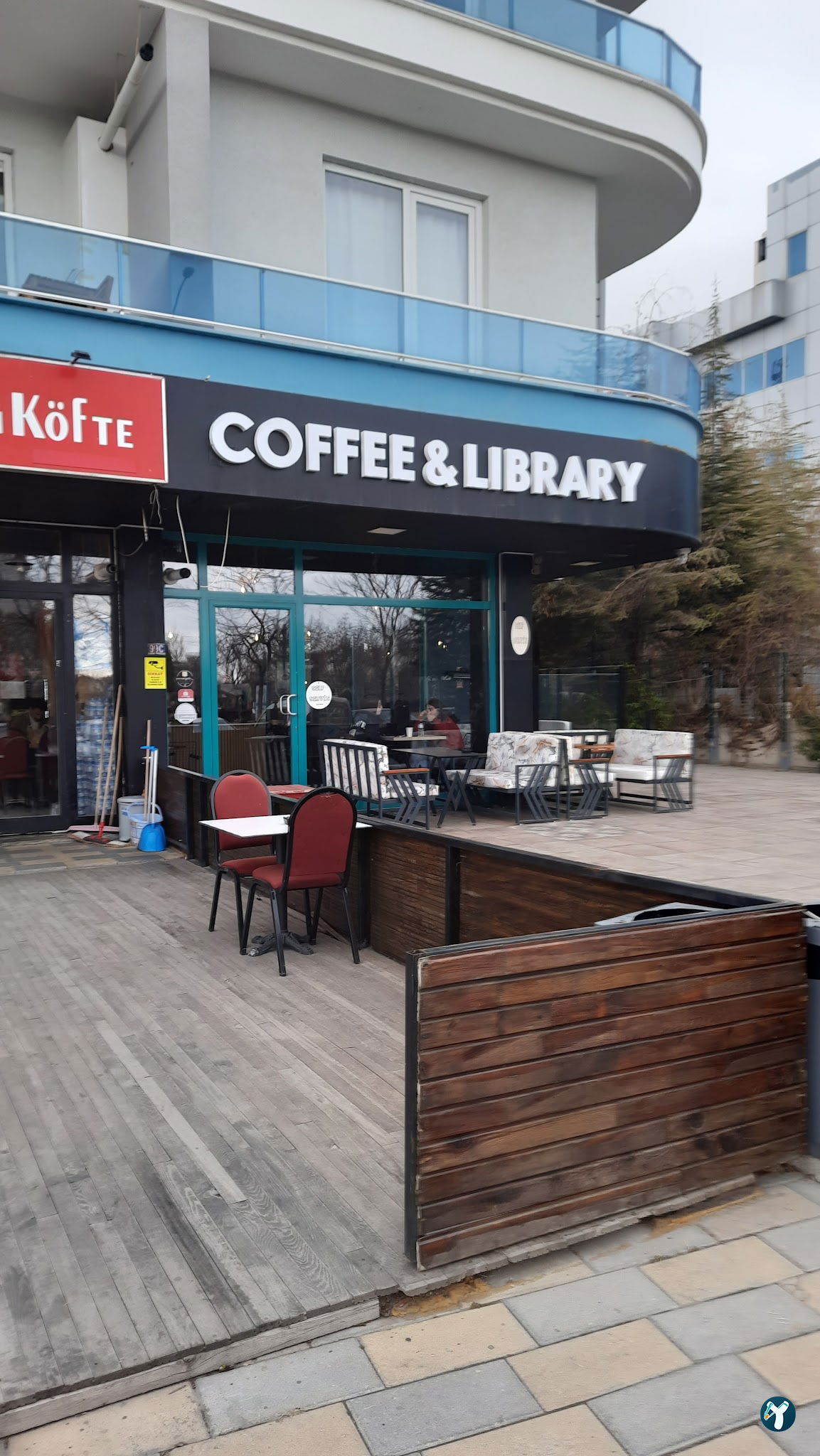 Coffee&Library