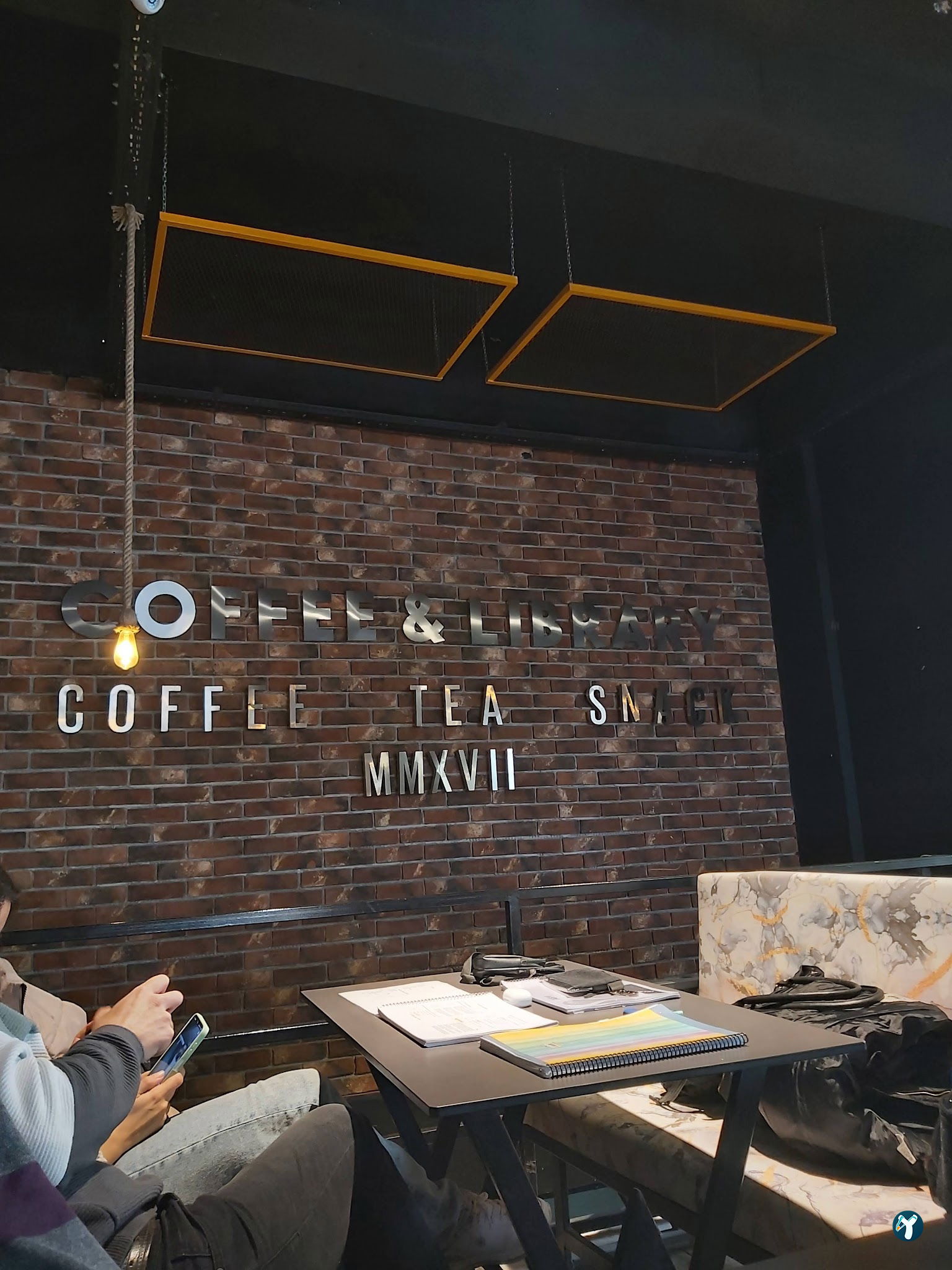 Coffee&Library