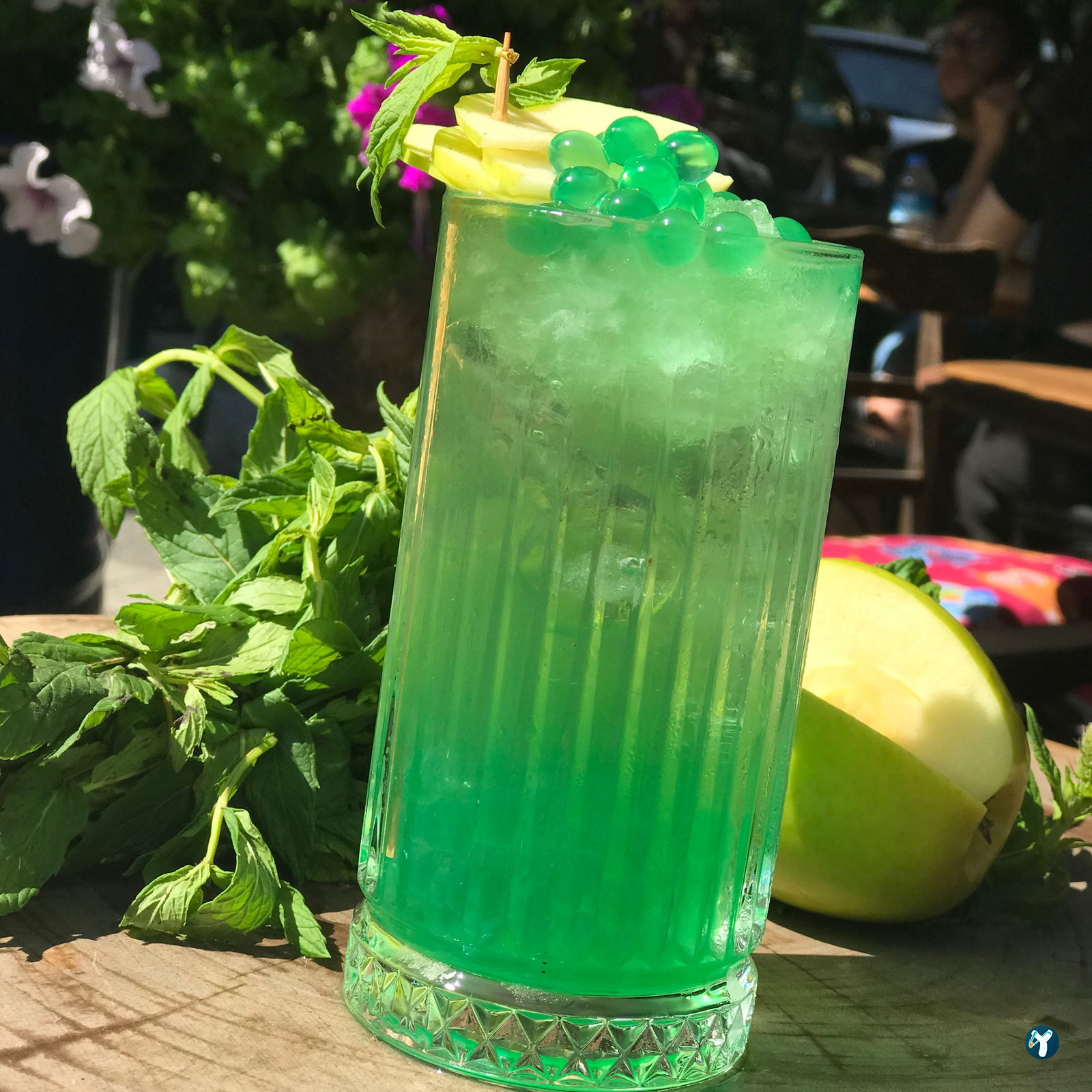 Bykush Sokak - Burger , Coffee & Dessert | Kadıköy Moda Kahve & Cafe