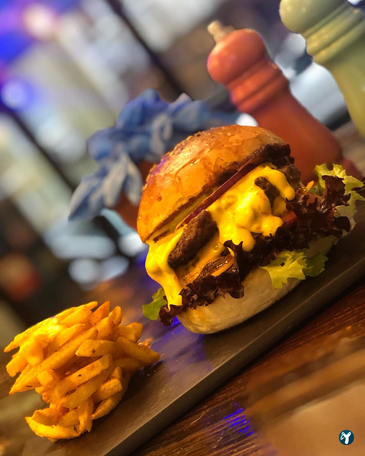 Bykush Sokak - Burger , Coffee & Dessert | Kadıköy Moda Kahve & Cafe