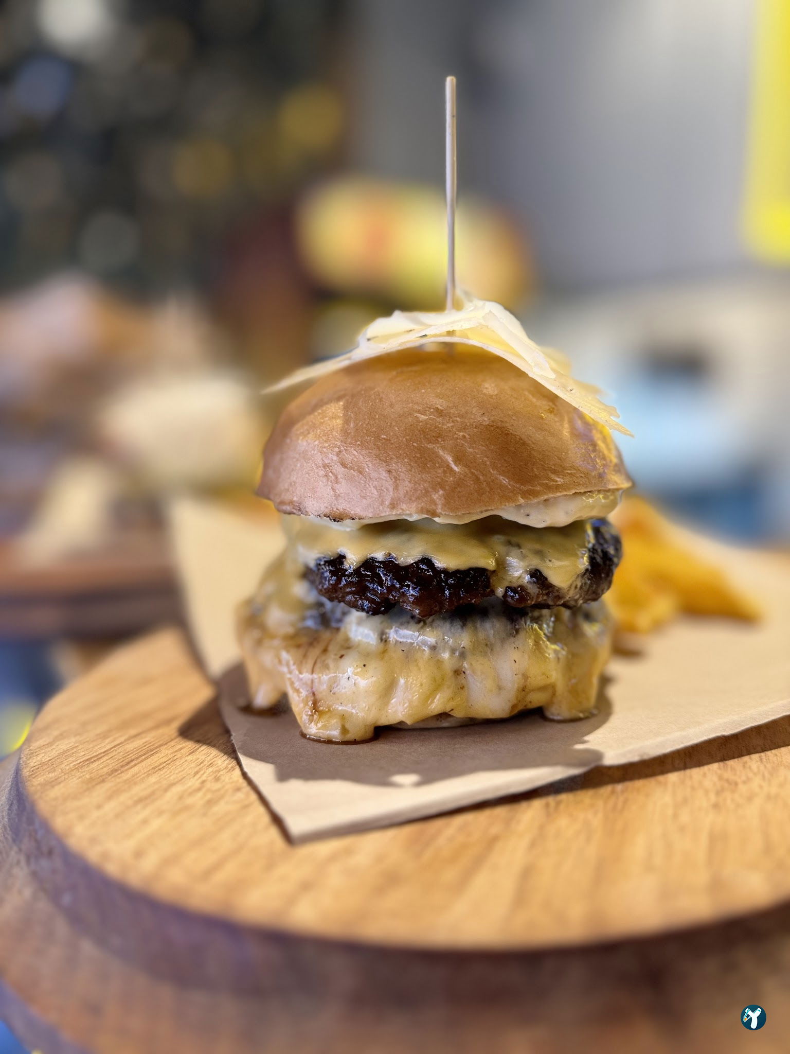 Bykush Sokak - Burger , Coffee & Dessert | Kadıköy Moda Kahve & Cafe