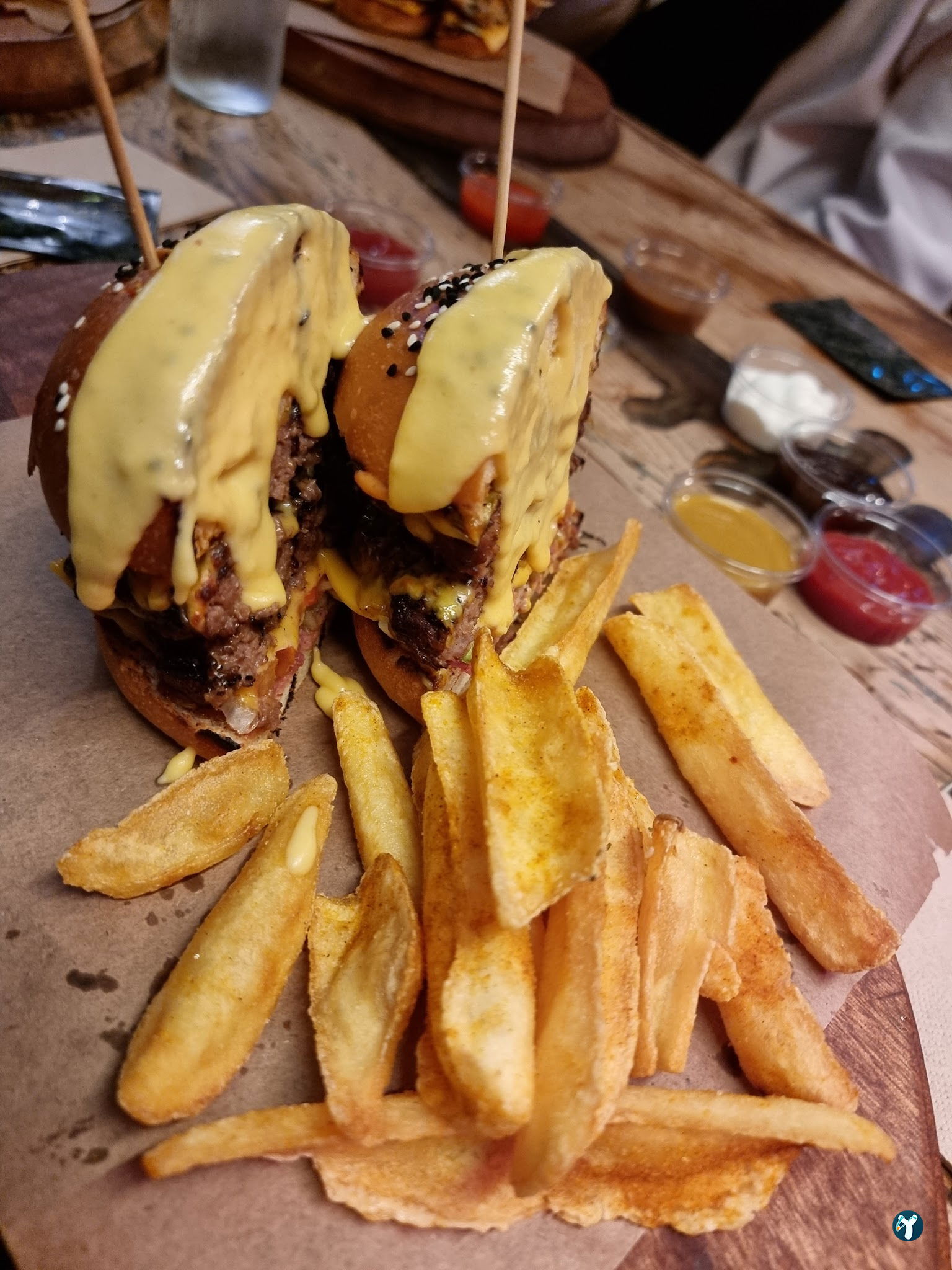 Bykush Sokak - Burger , Coffee & Dessert | Kadıköy Moda Kahve & Cafe