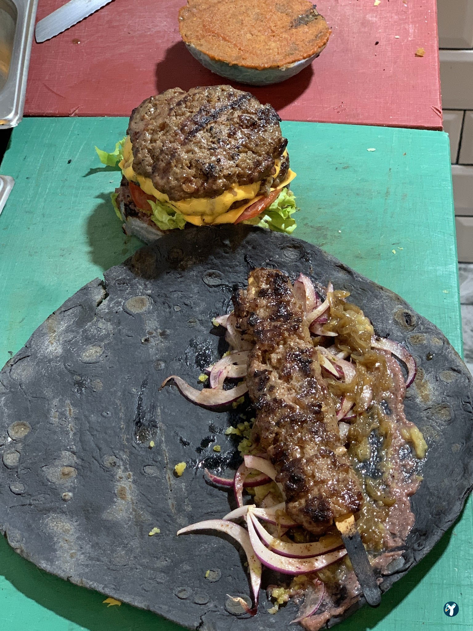 Bykush Sokak - Burger , Coffee & Dessert | Kadıköy Moda Kahve & Cafe