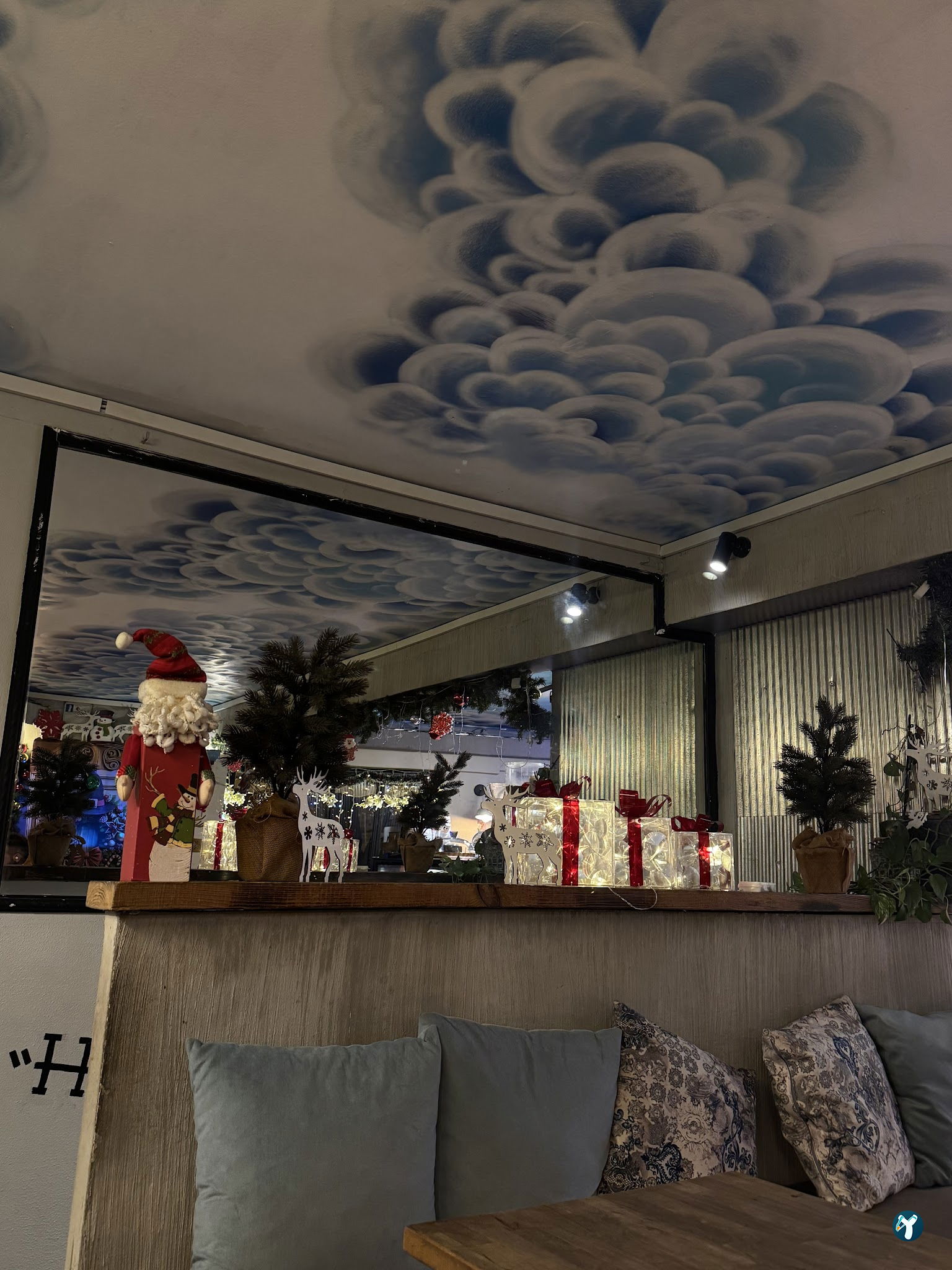 Bykush Sokak - Burger , Coffee & Dessert | Kadıköy Moda Kahve & Cafe