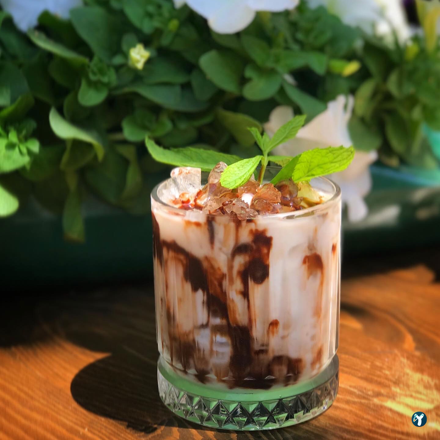 Bykush Sokak - Burger , Coffee & Dessert | Kadıköy Moda Kahve & Cafe