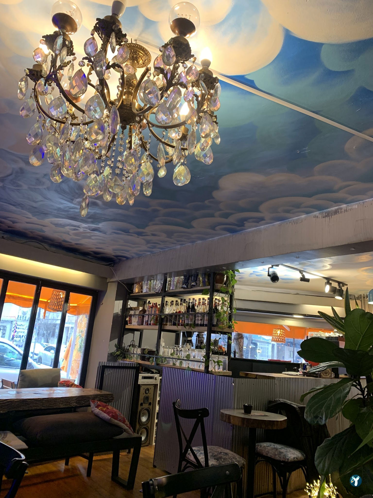 Bykush Sokak - Burger , Coffee & Dessert | Kadıköy Moda Kahve & Cafe