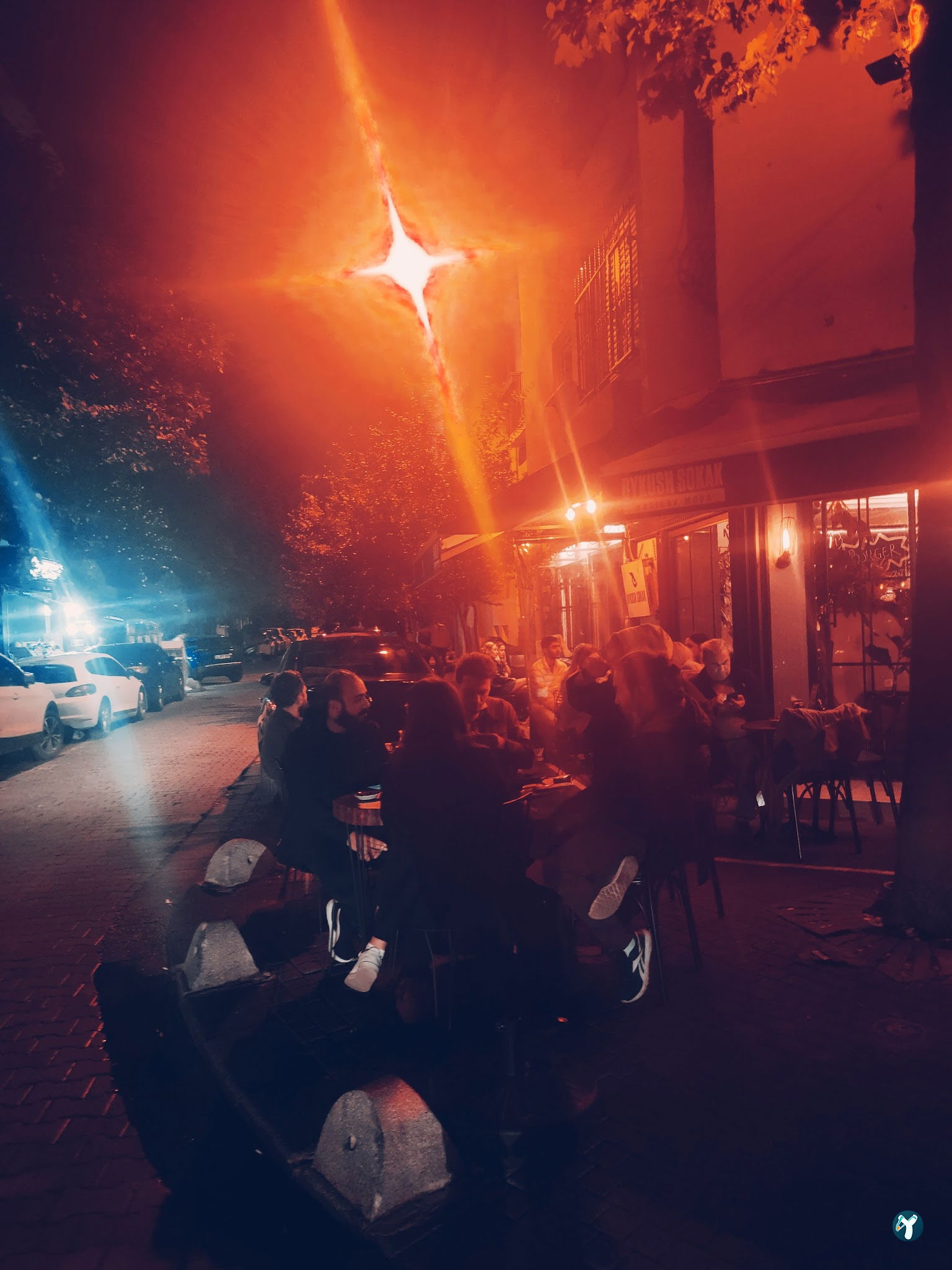 Bykush Sokak - Burger , Coffee & Dessert | Kadıköy Moda Kahve & Cafe