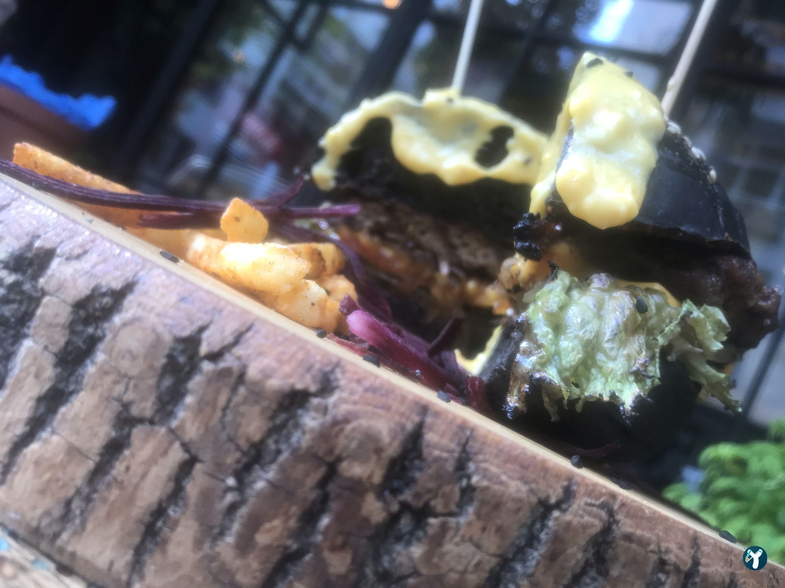 Bykush Sokak - Burger , Coffee & Dessert | Kadıköy Moda Kahve & Cafe