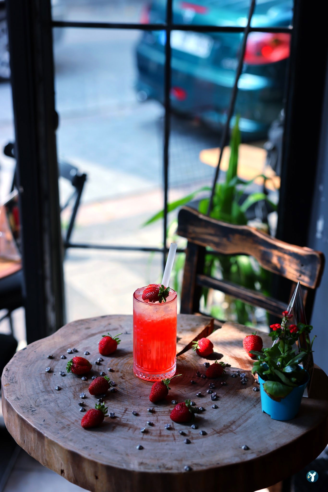 Bykush Sokak - Burger , Coffee & Dessert | Kadıköy Moda Kahve & Cafe