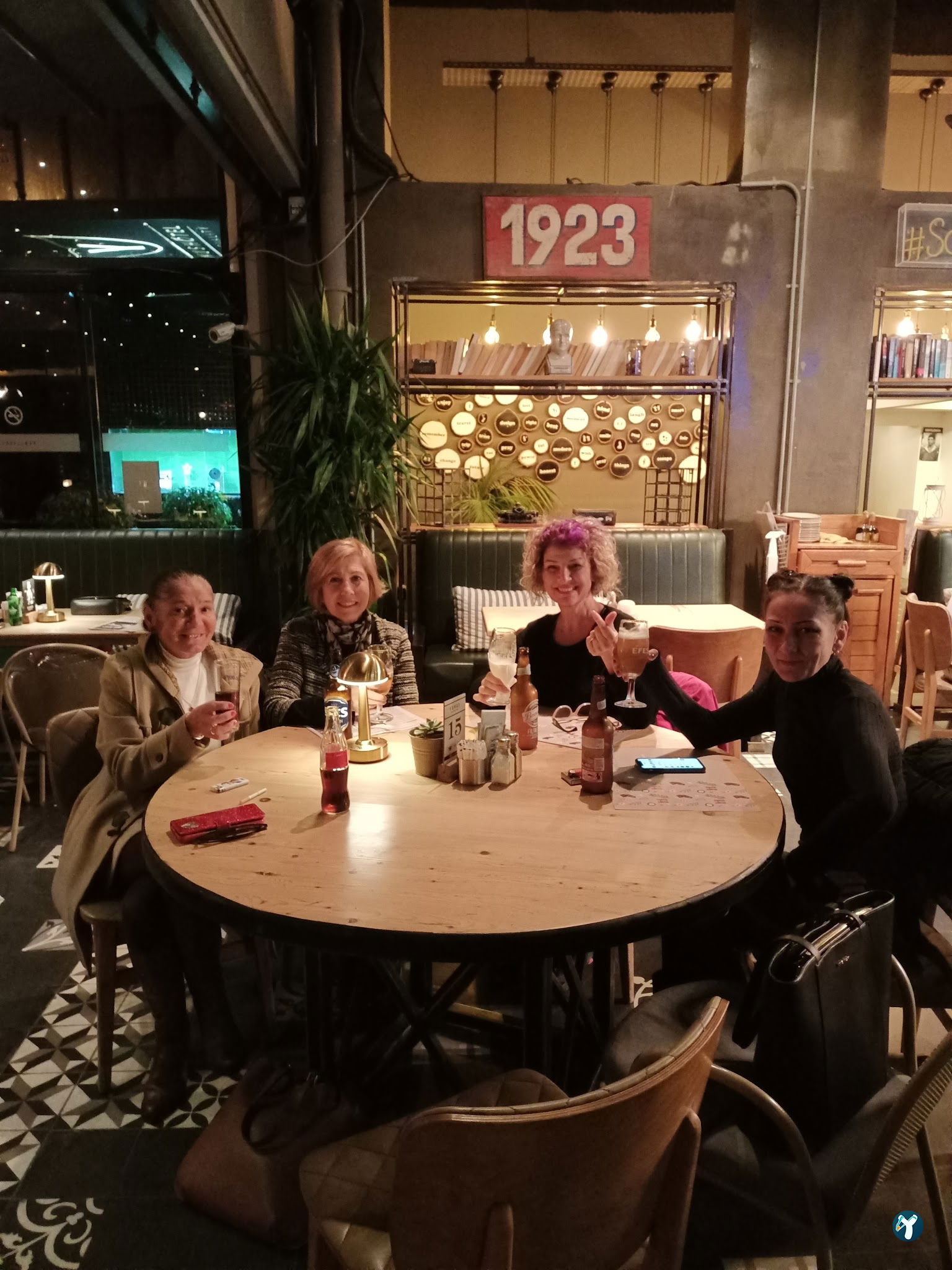 Yunus Cafe Bar