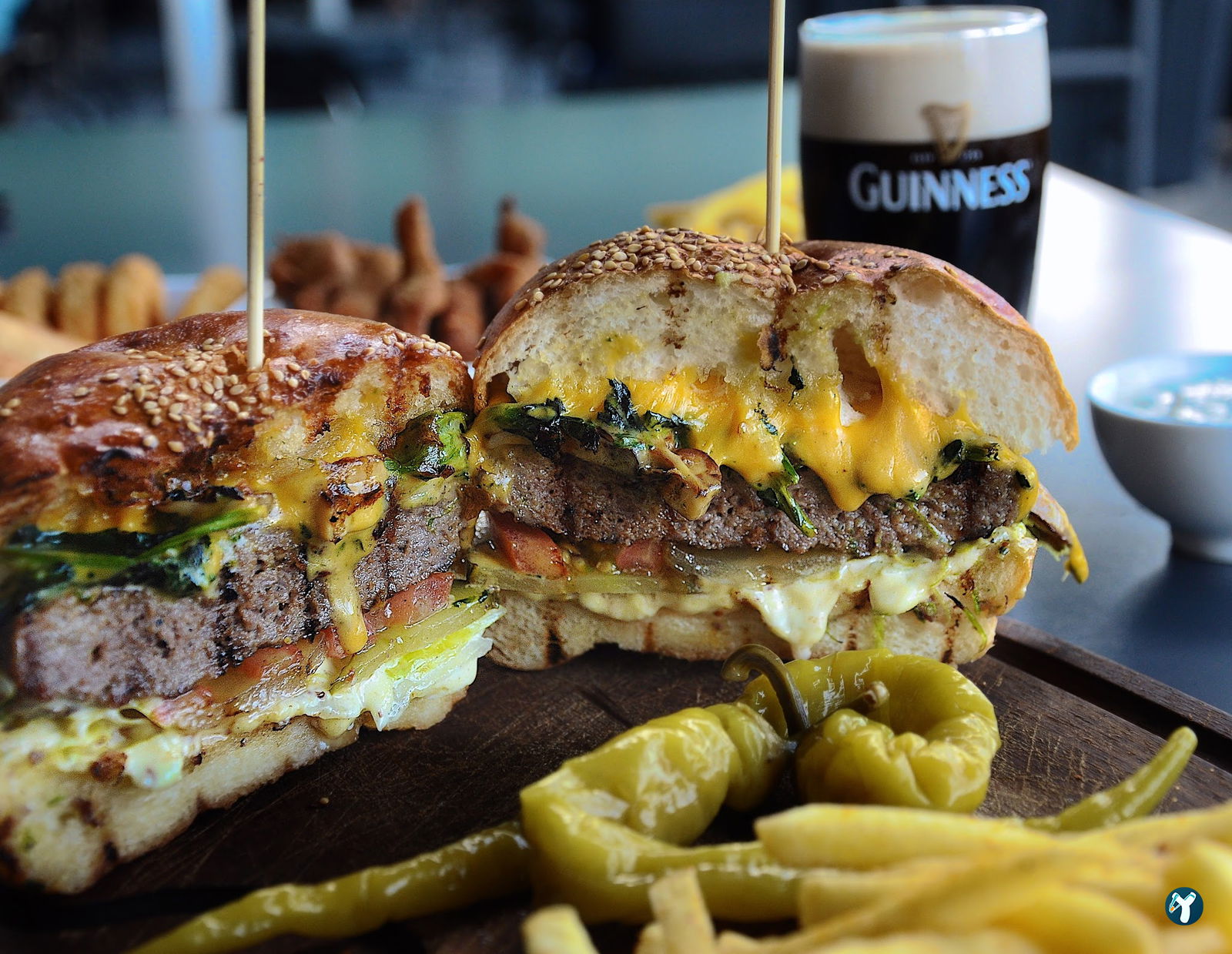 Yunus Cafe Bar