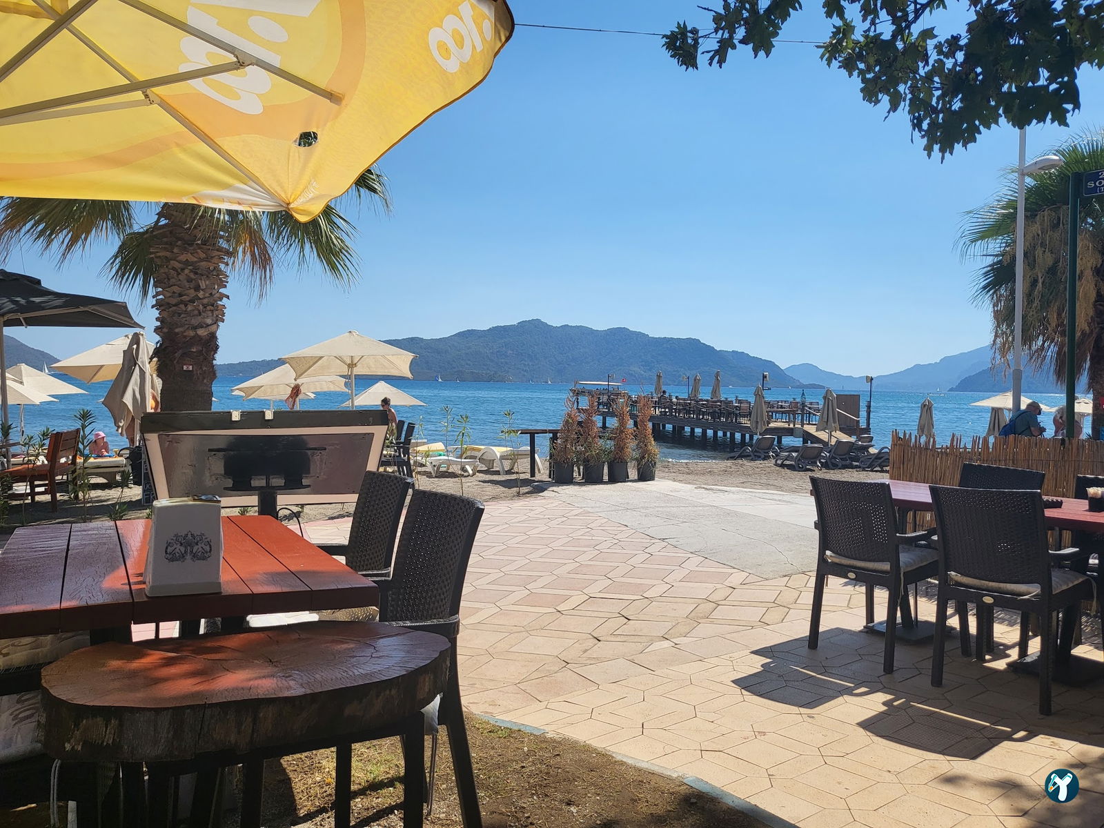 Yunus Cafe Bar