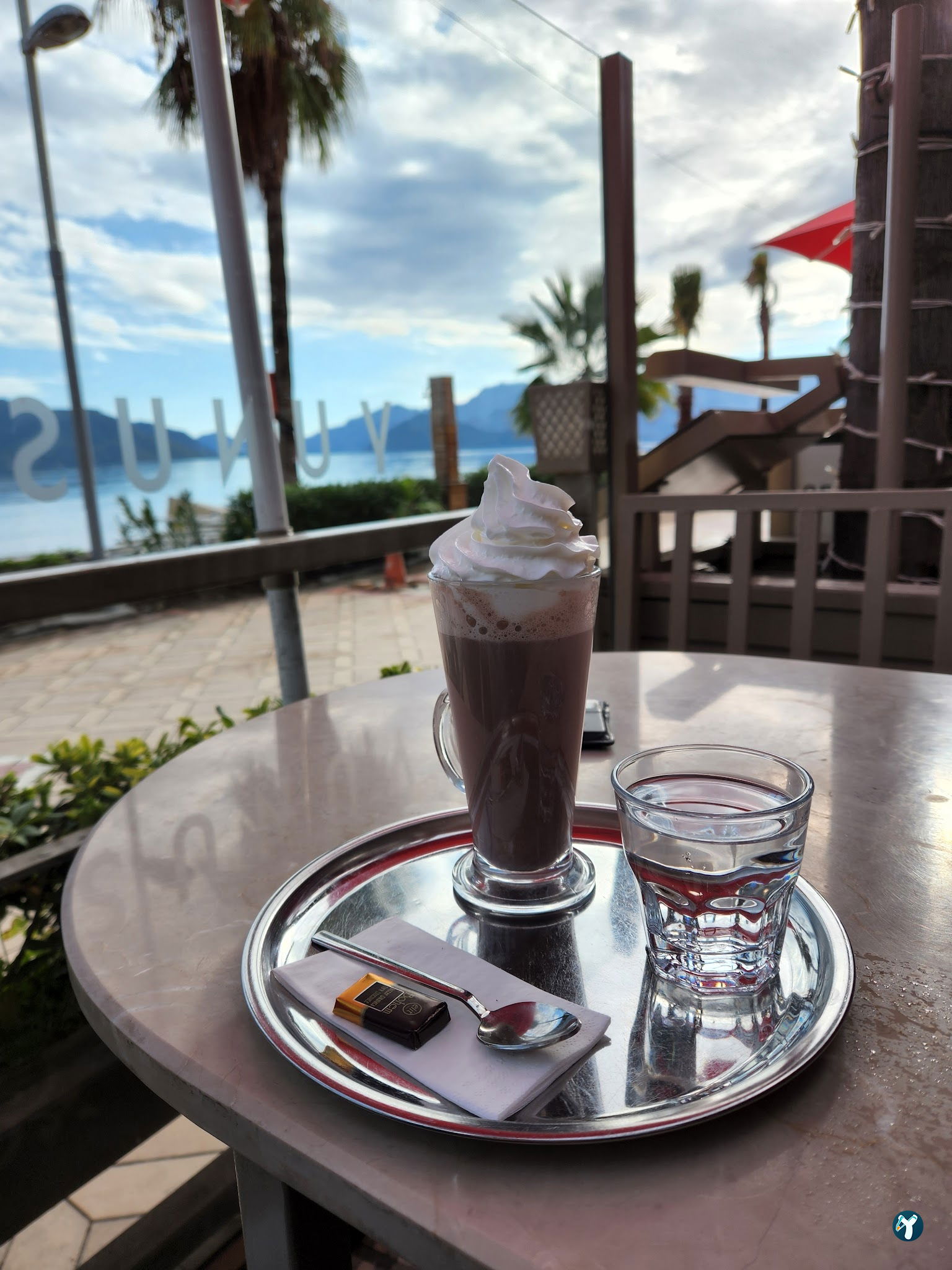Yunus Cafe Bar