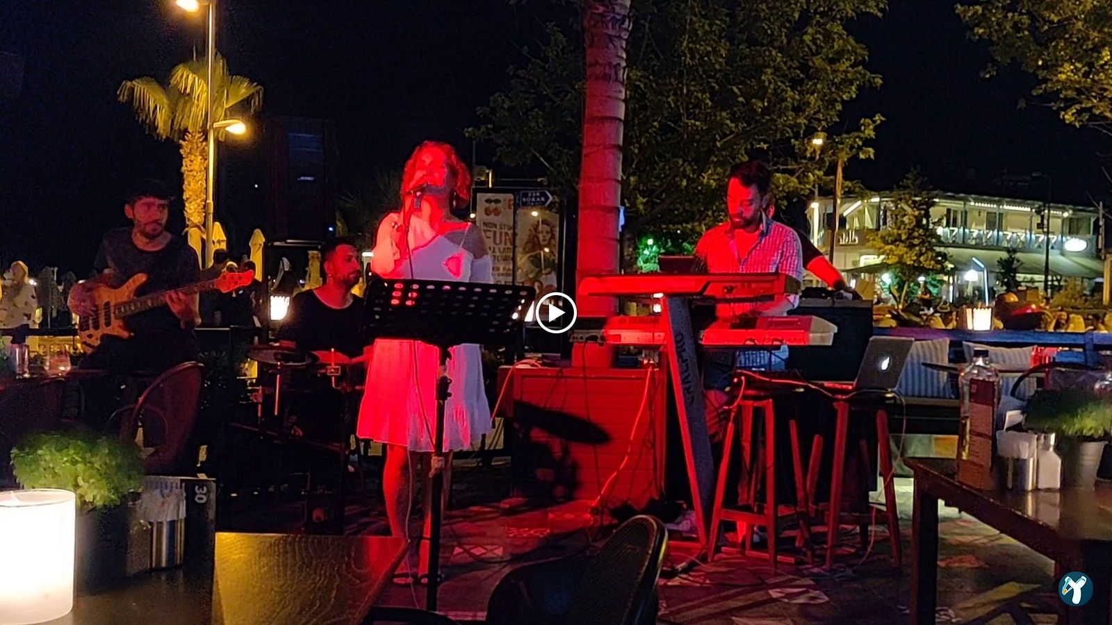 Yunus Cafe Bar