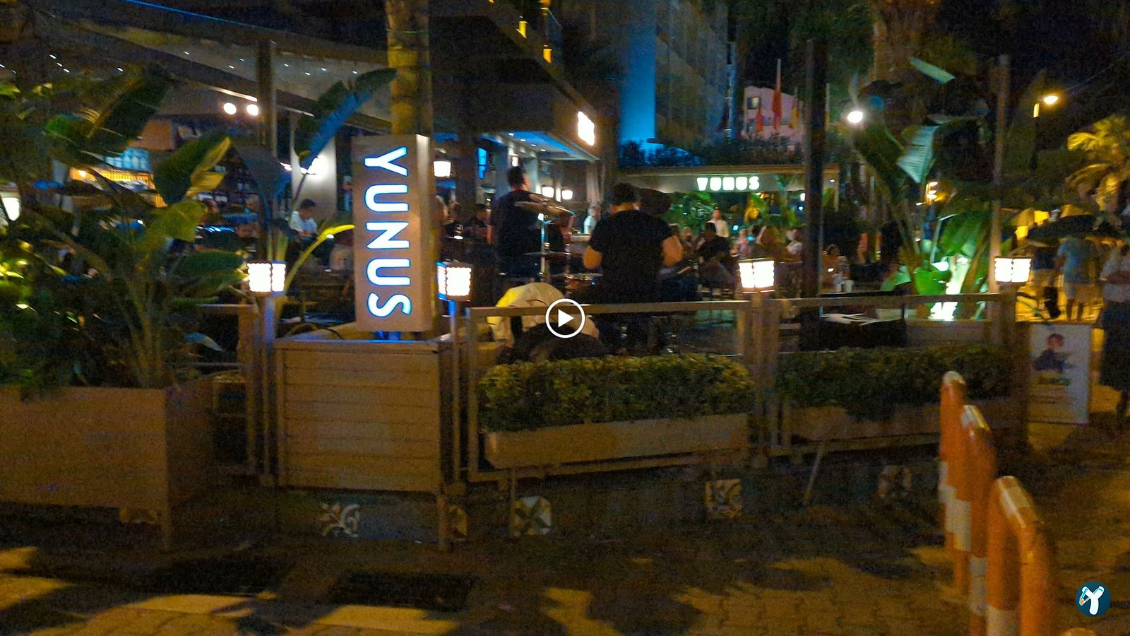 Yunus Cafe Bar