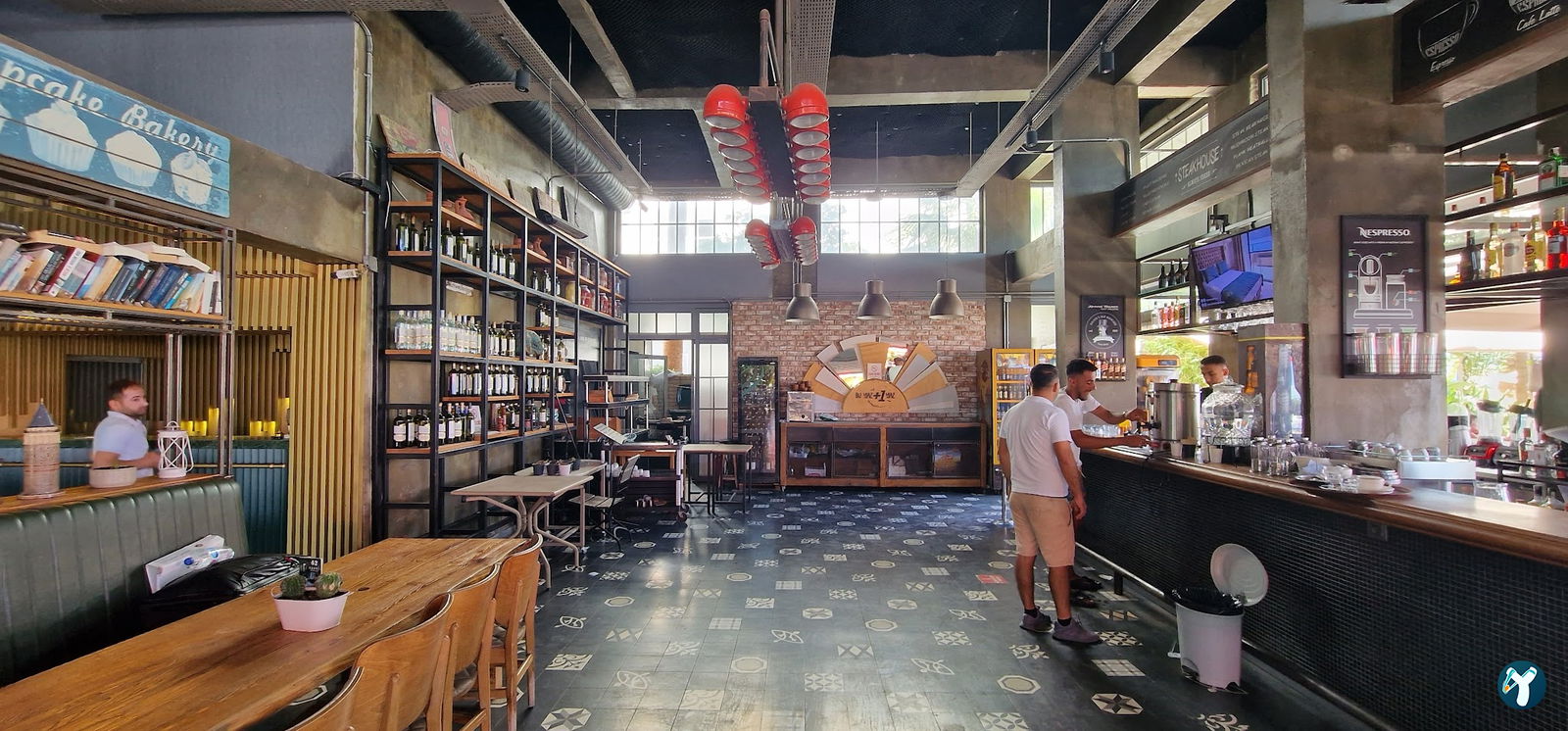 Yunus Cafe Bar