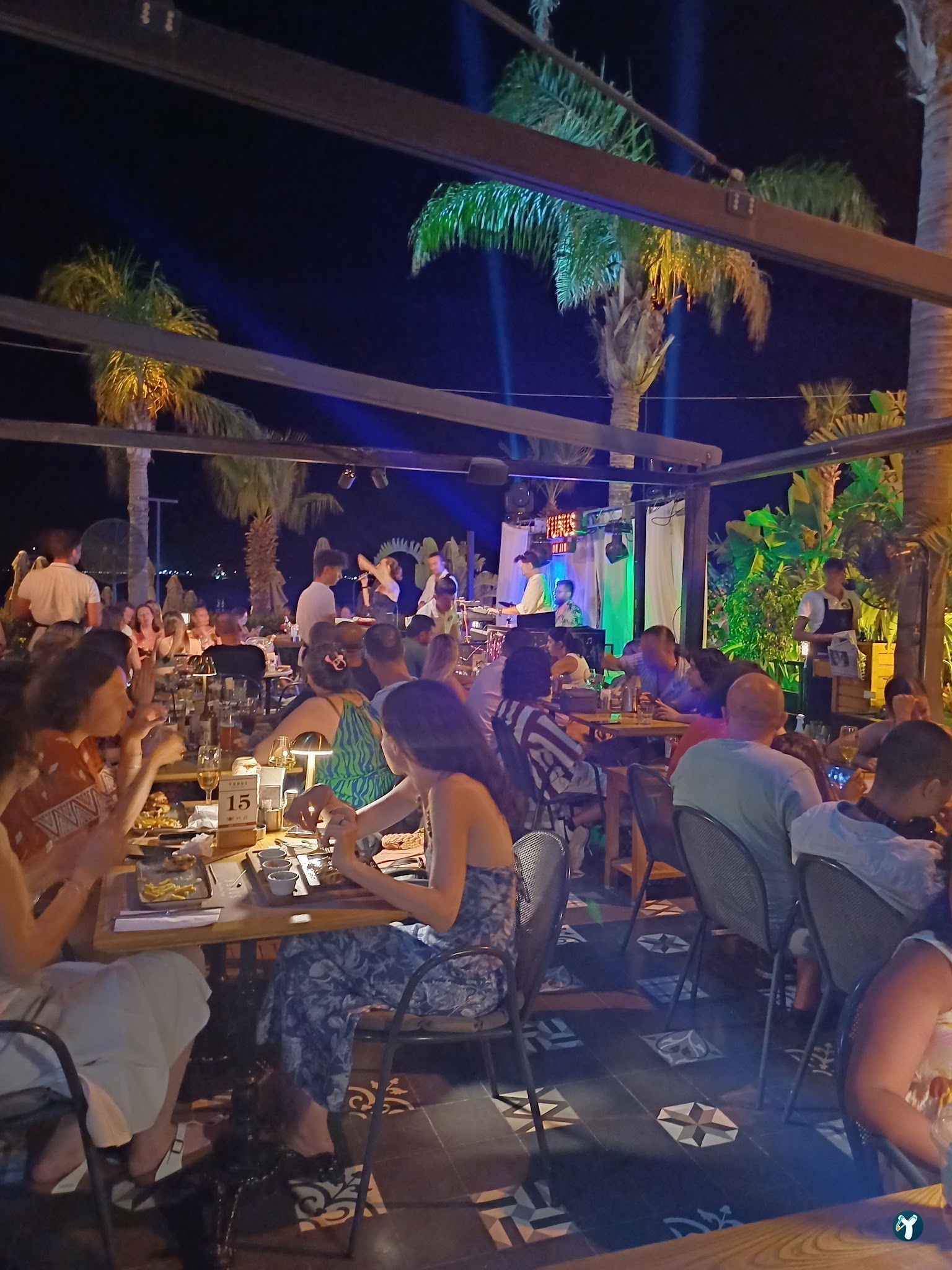 Yunus Cafe Bar