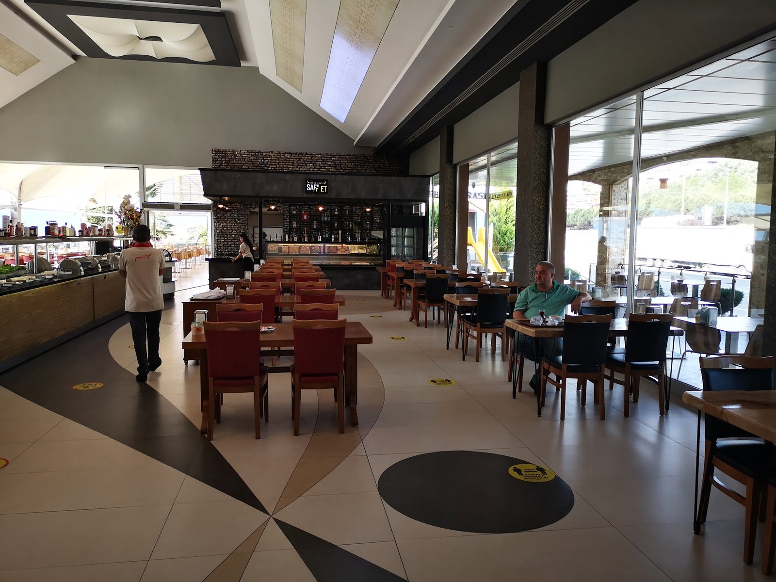 Pause Park Restaurant