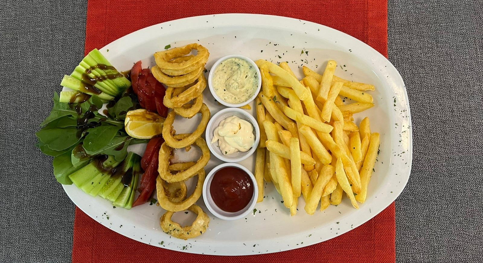 Little Sofia Cafe & Restaurant