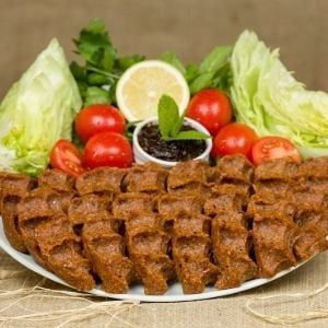 Aile Boyu Çiğ Köfte