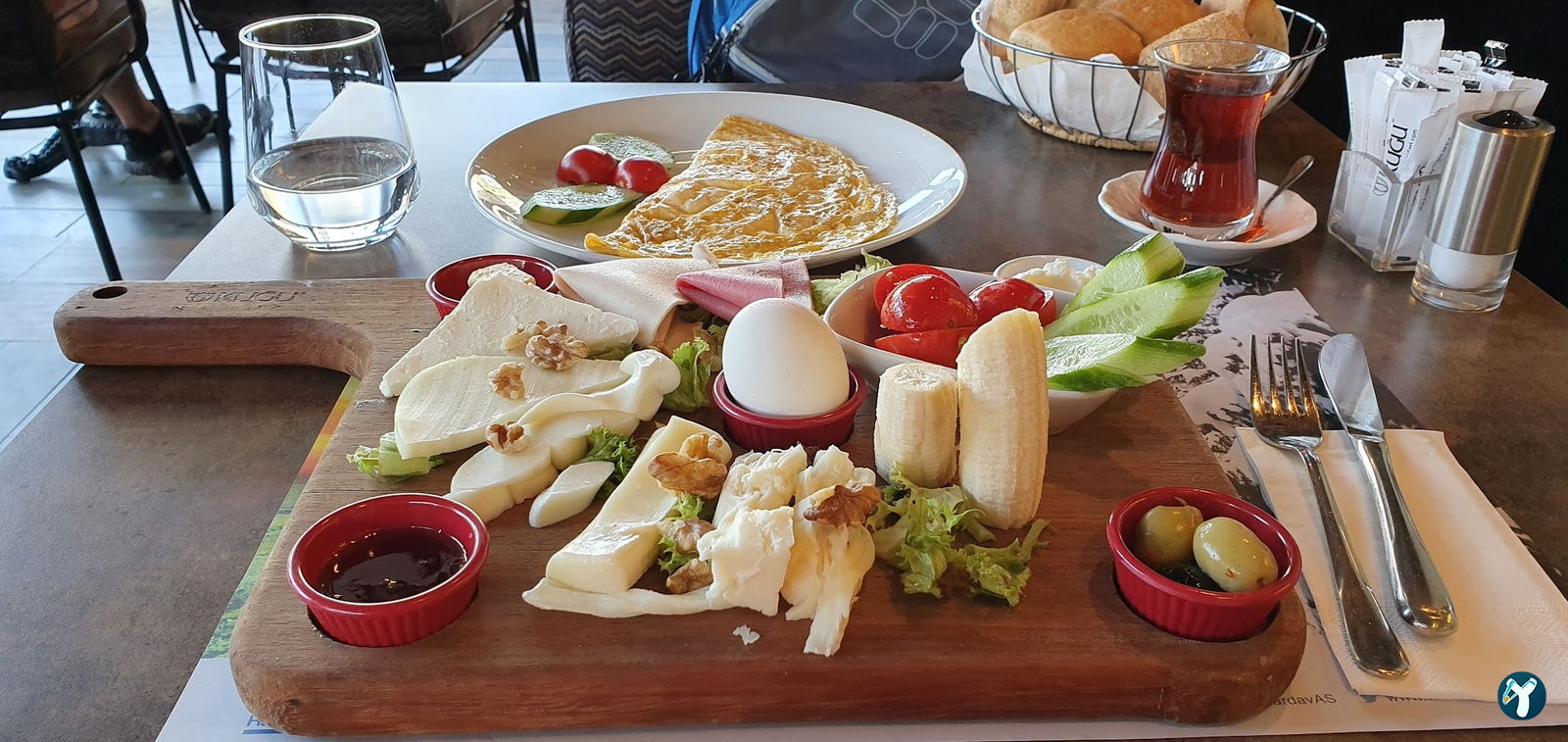 Kuğu Pastanesi