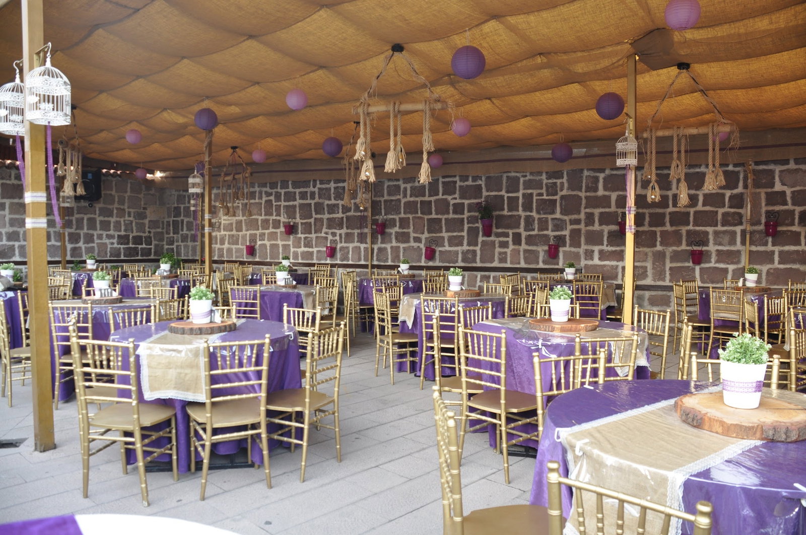 Ferhunde Hanım Konağı