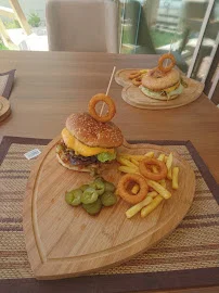 Rugged Burger House resimleri