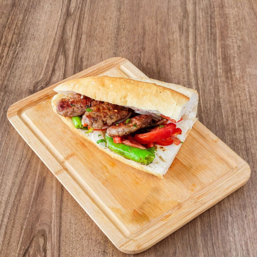 Ekmek Arası Köfte