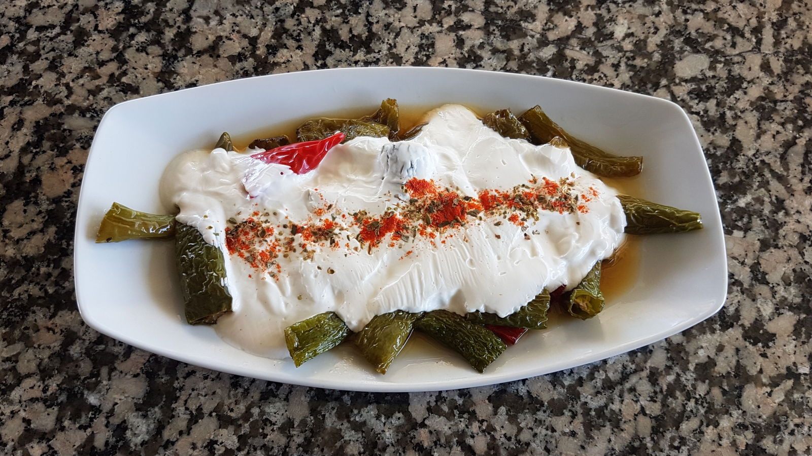 Yoğurtlu Biber