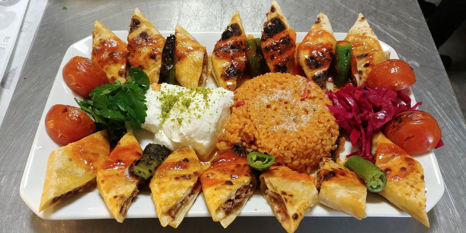 Titizel Cafe & Restaurant