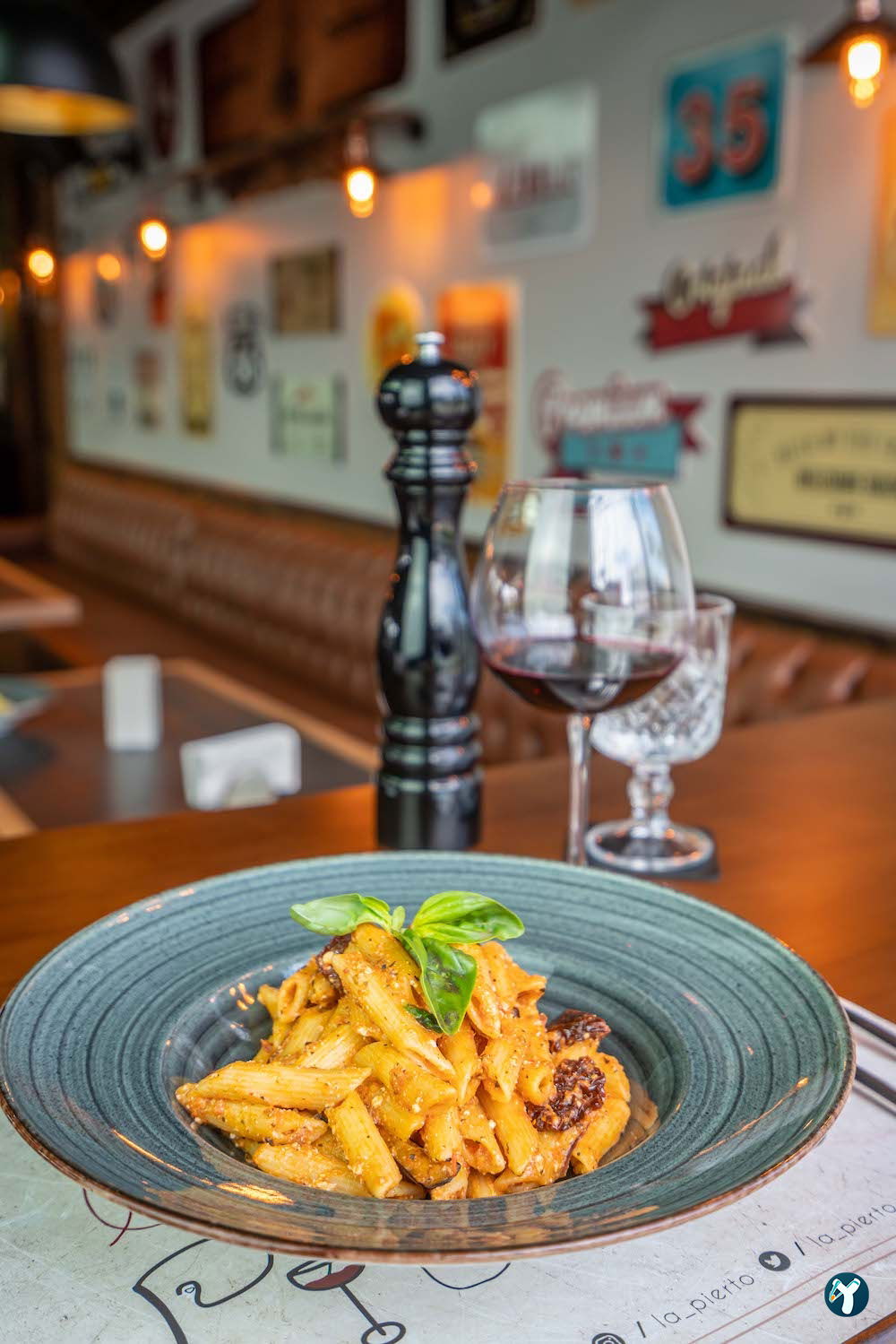 La Pierto Pub & Restaurant
