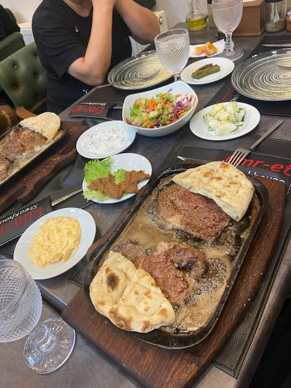 Emret Steakhouse (Keçiliköy Şubesi)