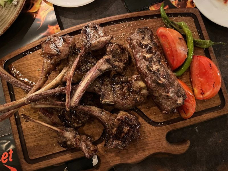 Emret Steakhouse (Keçiliköy Şubesi)